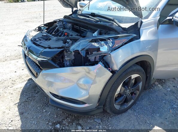 3CZRU5H72JM714019 2018 HONDA HR-V Серебряный Вид спереди