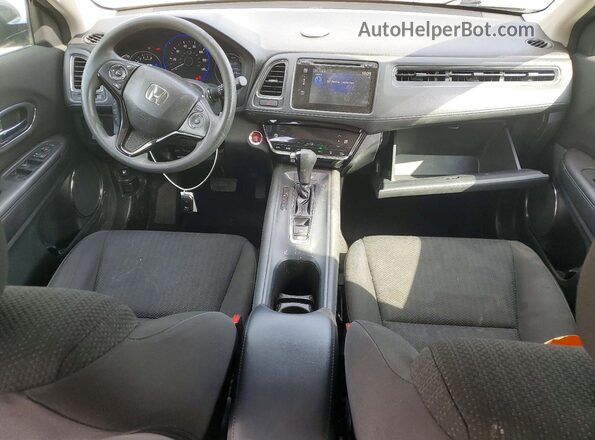 3CZRU6H59JM715303 2018 HONDA HR-V Серый Вид панели приборов
