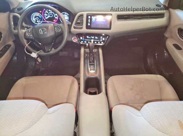 3CZRU6H5XJM729324 2018 HONDA HR-V Белый Вид панели приборов