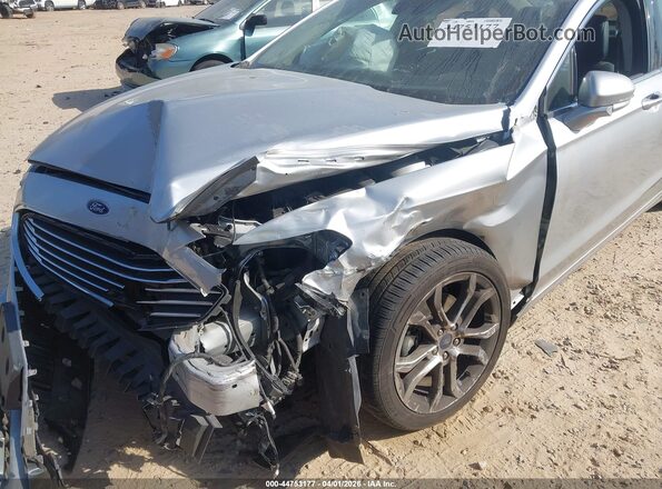 3FA6P0CD2KR180367 2019 FORD FUSION Серебряный Вид спереди