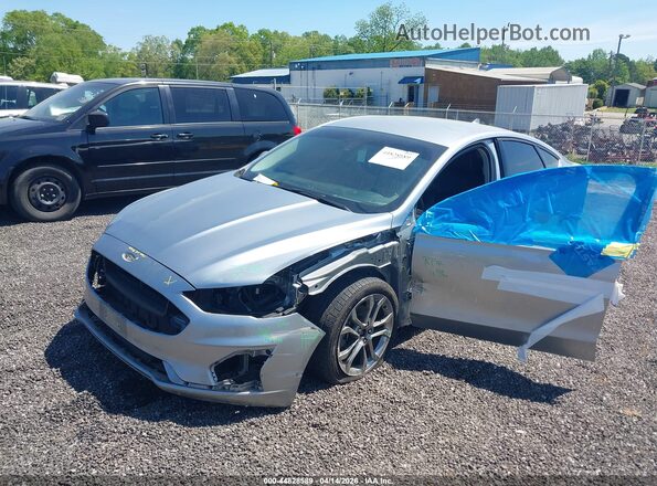 3FA6P0CD6LR103213 2020 FORD FUSION Серебряный Вид спереди