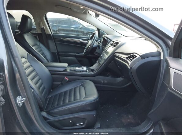 3FA6P0CD8LR133278 2020 FORD FUSION Gray Widok wnętrza z przodu