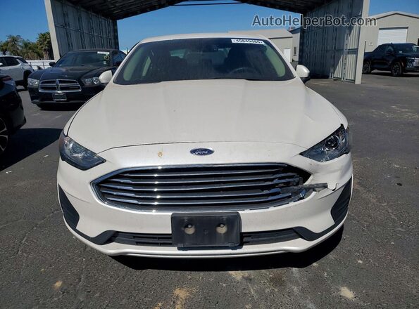 3FA6P0HD2LR190035 2020 FORD FUSION Белый Вид спереди