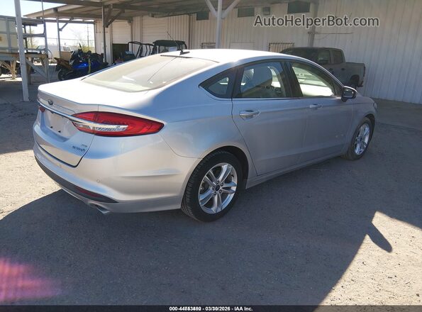 3FA6P0LU4JR250658 2018 FORD FUSION HYBRID Серебряный Задняя правая четверть