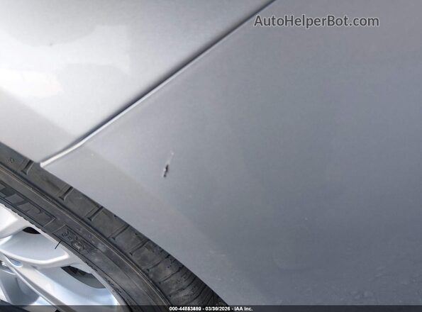 3FA6P0LU4JR250658 2018 FORD FUSION HYBRID Серебряный Вид задней части салона