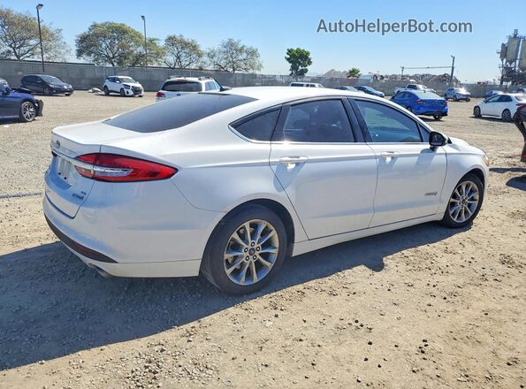 3FA6P0LU7HR238580 2017 FORD FUSION Белый Задняя правая четверть