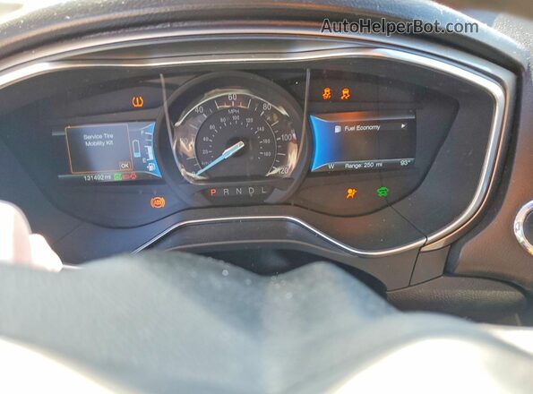 3FA6P0LU7HR238580 2017 FORD FUSION Белый Вид щитка приборов