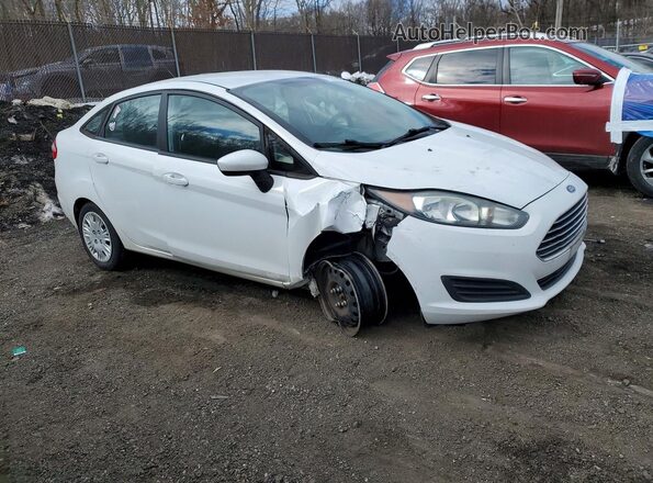 3FADP4AJXJM115009 2018 FORD FIESTA Белый Передняя правая четверть