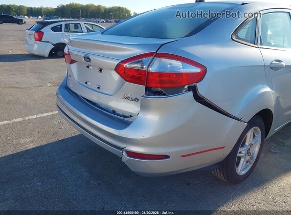 3FADP4BJ0HM118722 2017 FORD FIESTA Silver Вид спереду