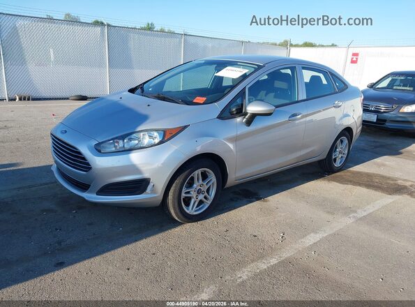 3FADP4BJ0HM118722 2017 FORD FIESTA Silver Передня ліва чверть