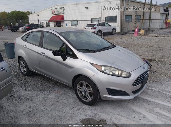 3FADP4BJ1HM115246 2017 FORD FIESTA Silver Delantero derecho