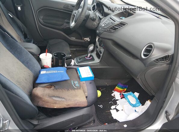 3FADP4BJ1HM115246 2017 FORD FIESTA Silver Vista interior delantera