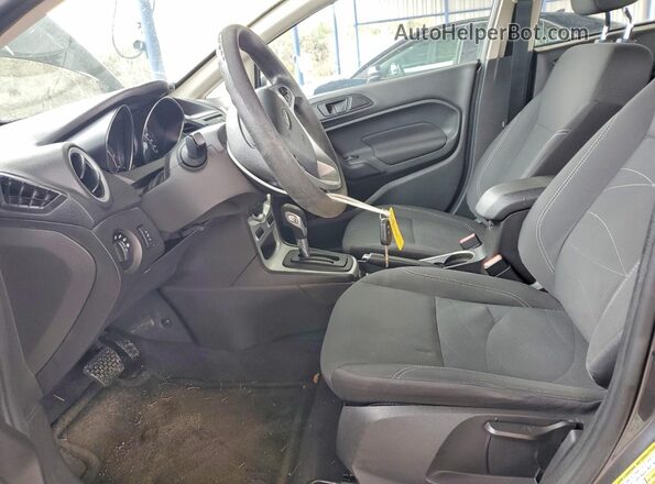3FADP4BJ1JM133588 2018 FORD FIESTA Gray Widok wnętrza z przodu