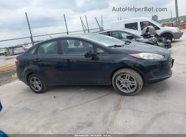 3FADP4BJ1JM136264 2018 FORD FIESTA Черный Вид задней части салона