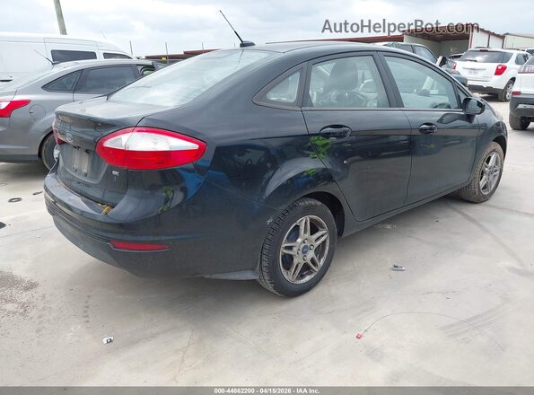 3FADP4BJ1JM136264 2018 FORD FIESTA Черный Задняя правая четверть