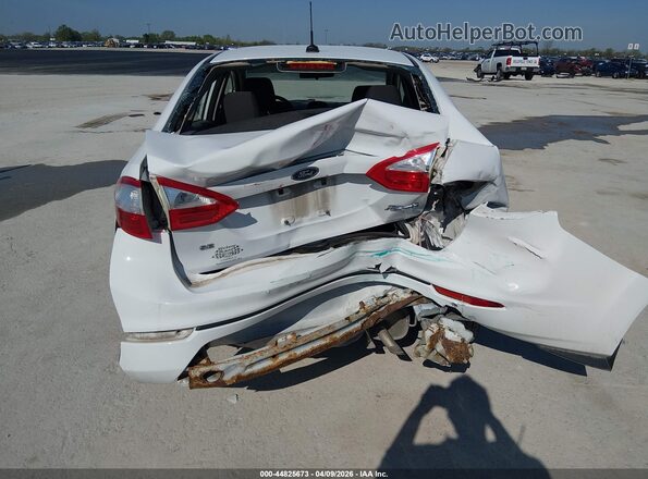 3FADP4BJ4HM104029 2017 FORD FIESTA White Вид спереду