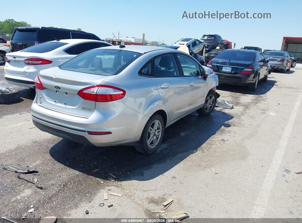 3FADP4BJ9HM157888 2017 FORD FIESTA Silver Trasero derecho