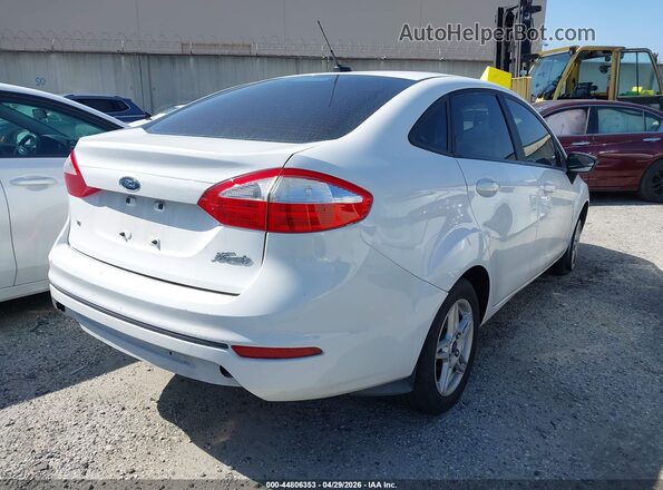 3FADP4BJXHM138332 2017 FORD FIESTA White Tył prawy