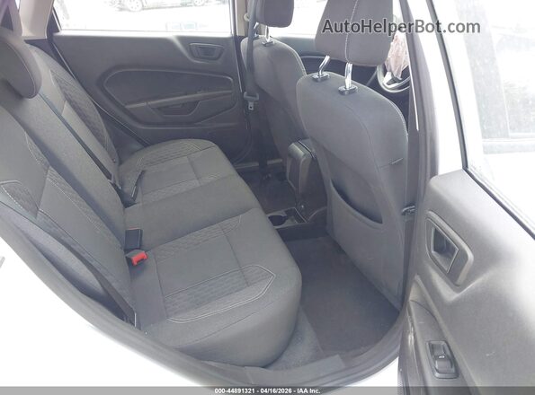 3FADP4EJ5KM107380 2019 FORD FIESTA White Widok naklejki z numerem VIN