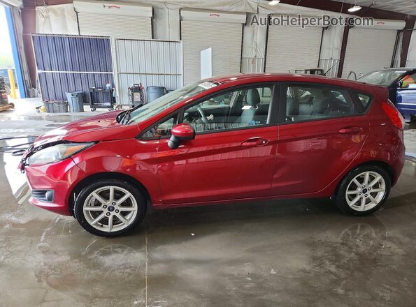 3FADP4EJ9HM138821 2017 FORD FIESTA Красный Передняя левая четверть