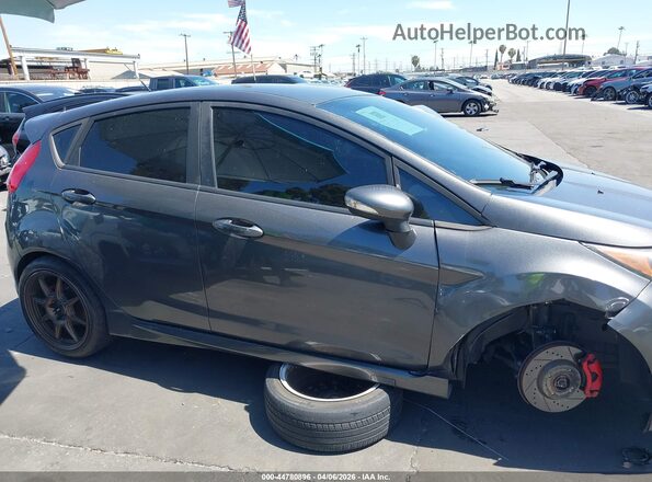 3FADP4GX7JM121846 2018 FORD FIESTA Серый Вид задней части салона