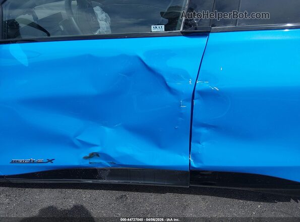 3FMTK3R78RMA44178 2024 FORD MUSTANG MACH-E PREMI Синий Вид спереди
