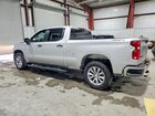 2022 Chevrolet Silverado K1500 Custom Серебряный vin: 3GCPDBEKXNG518645