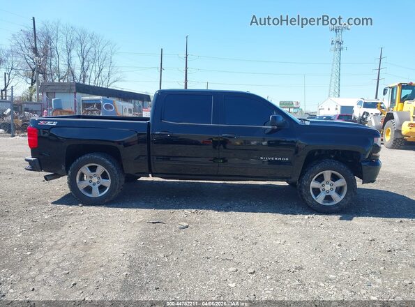 3GCUKREC6GG281746 2016 CHEVROLET SILVERADO Black Widok wnętrza z tyłu
