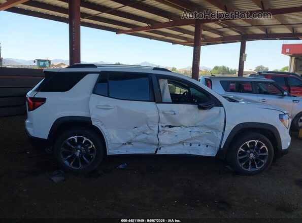 3GKALMEG1TL310825 2026 GMC TERRAIN Белый Вид задней части салона