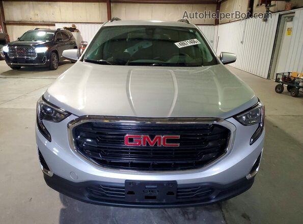 3GKALTEV2ML370770 2021 GMC TERRAIN Серебряный Вид спереди