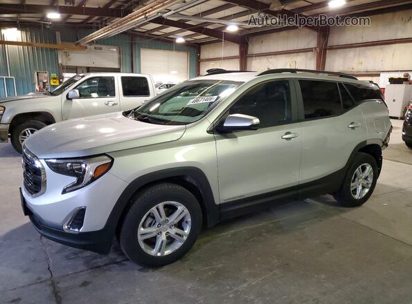 3GKALTEV2ML370770 2021 GMC TERRAIN Серебряный Передняя левая четверть