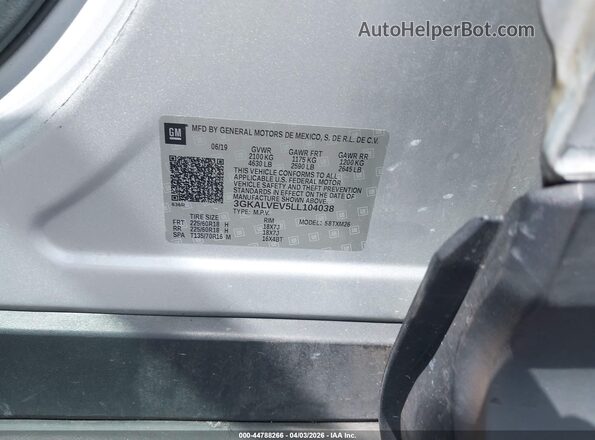 3GKALVEV5LL104038 2020 GMC TERRAIN Silver Widok komory silnika