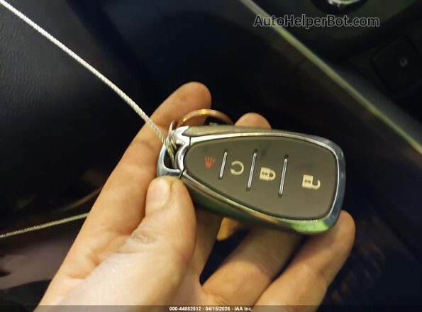 3GNCJPSB2LL258469 2020 CHEVROLET TRAX Серый Вид панели приборов