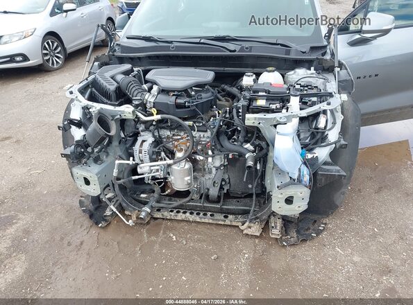 3GNKBKRS2SS154120 2025 CHEVROLET BLAZER Серебряный Вид спереди