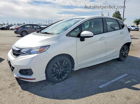 3HGGK5H62JM715926 2018 HONDA FIT Белый Передняя левая четверть