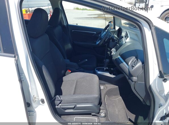 3HGGK5H89JM720266 2018 HONDA FIT White Widok wnętrza z przodu