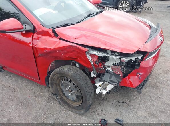 3KPA24AD2ME404793 2021 KIA RIO Красный Вид спереди