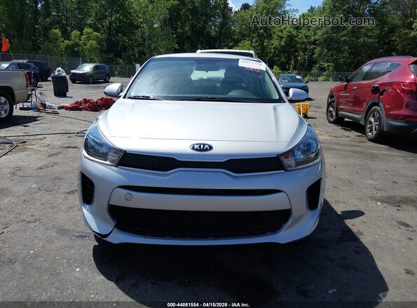 3KPA24AD3LE357076 2020 KIA RIO Gray Widok wnętrza z tyłu