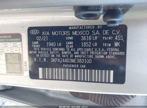 3KPA24AD3ME383100 2021 KIA RIO Silver Widok komory silnika