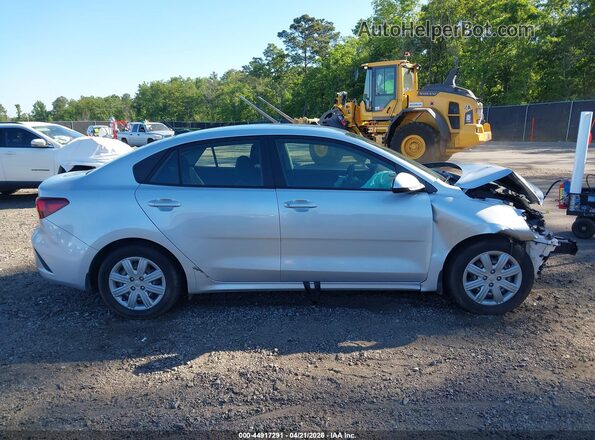 3KPA24AD3ME383100 2021 KIA RIO Silver Widok wnętrza 360 stopni