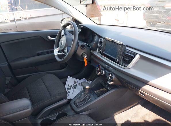 3KPA24AD4LE308355 2020 KIA RIO Blue Widok wnętrza z przodu