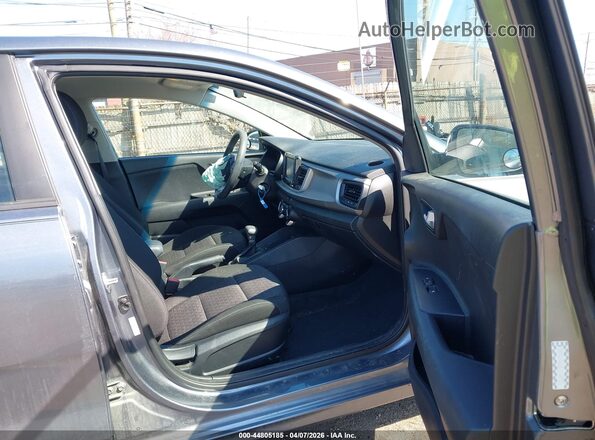 3KPA24AD8LE349703 2020 KIA RIO Серый Вид салона спереди