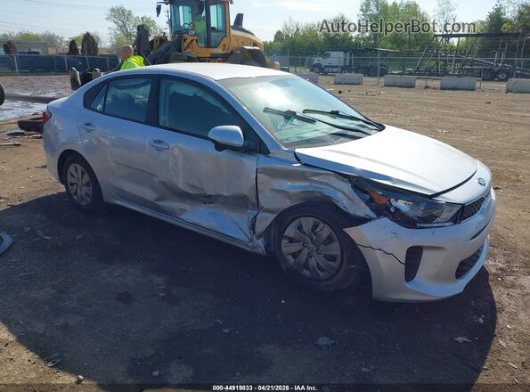 3KPA24AD9LE359396 2020 KIA RIO Silver Przód prawy