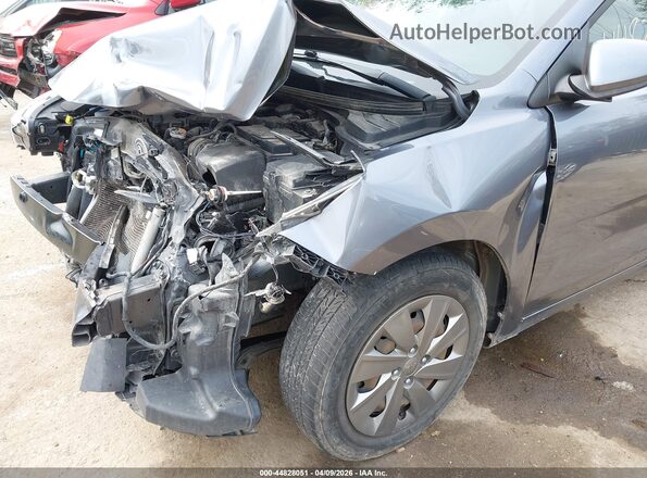 3KPA25AD2LE334281 2020 KIA RIO 5-DOOR Gray Вид спереду
