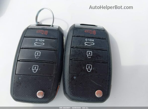 3KPA25AD2LE334281 2020 KIA RIO 5-DOOR Gray Вид панелі приладів
