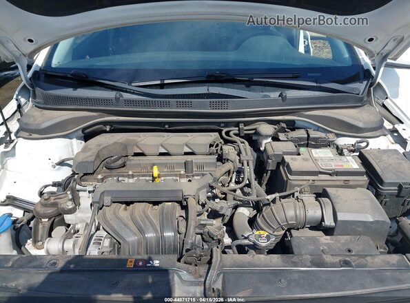 3KPC24A65LE099234 2020 HYUNDAI ACCENT Белый Вид сзади