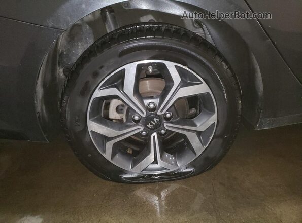 3KPF24AD2ME291577 2021 KIA FORTE Угольный 