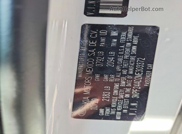 3KPF24AD2ME303372 2021 KIA FORTE White Vista de la etiqueta del VIN