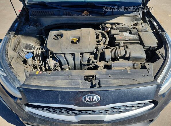 3KPF24AD4LE182875 2020 KIA FORTE Black Widok wnętrza z tyłu