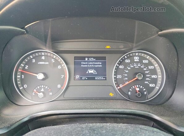 3KPF24AD5LE206424 2020 KIA FORTE Black Widok zestawu wskaźników